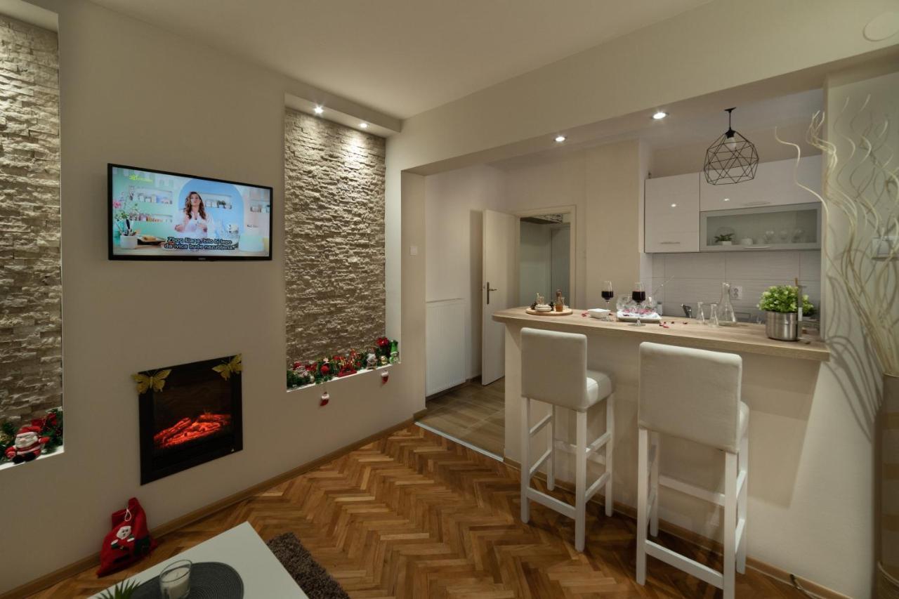 Gold Apartman Vrsac Extérieur photo